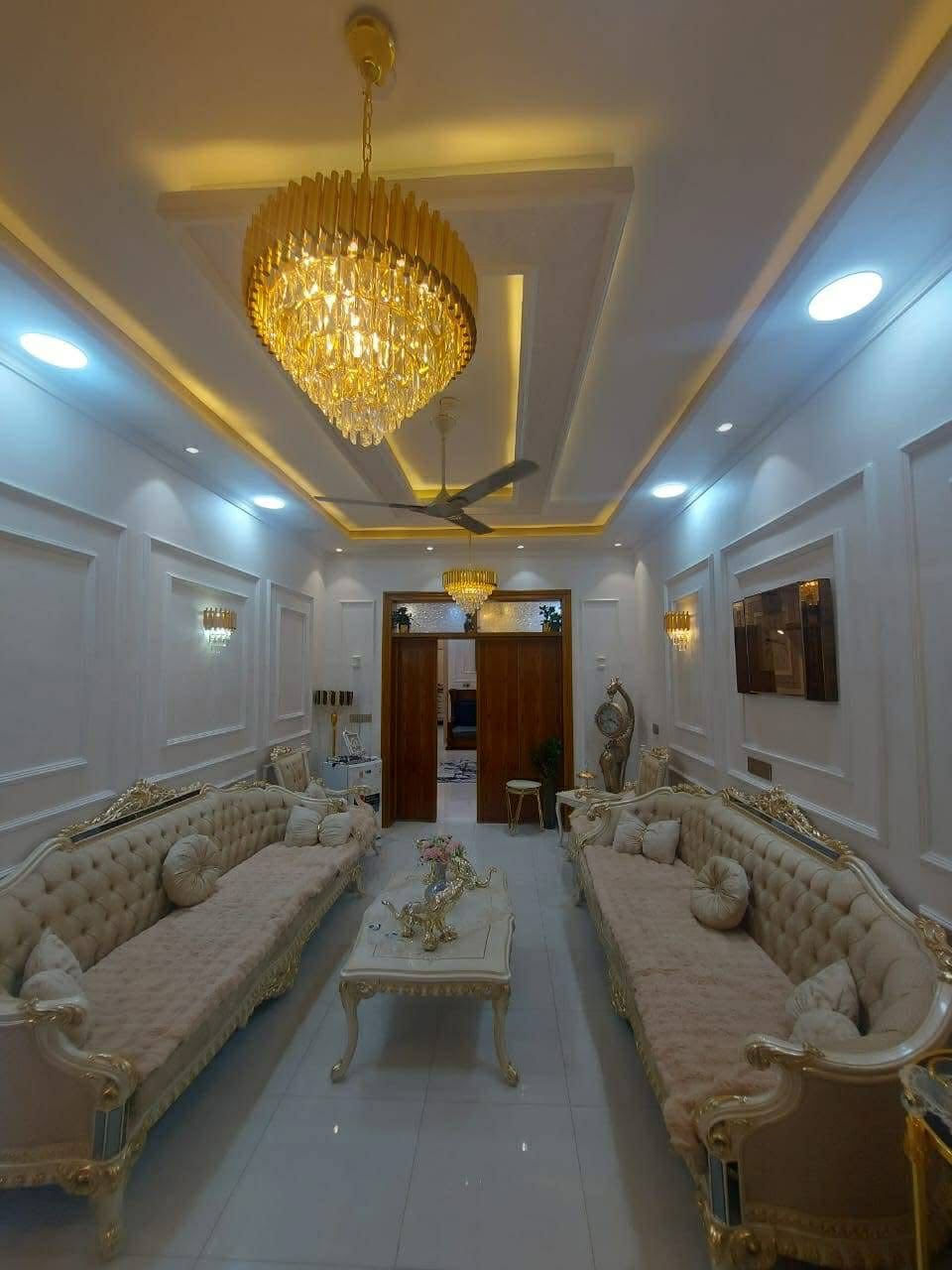 دار للبيع في بعقوبه التحرير
حي الجهاد قرب مدرسة الادريسي

150متر الواجه7.5 
4غرف نوم 
بناء درجى اولى 
للأستفسار ***********
