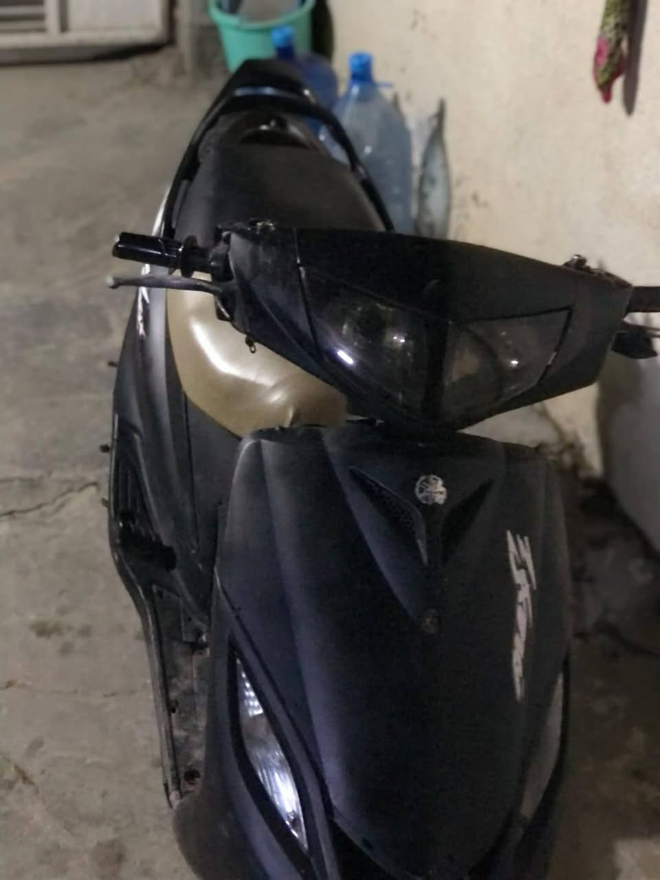 السلام عليكم دراج ماكس كامله سلف هند مكانك بياع  شرطه  الخامس  رقم 7871359346  وبس 300 بيه مجال


**إذا كنت صاحب هذا الإعلان وتريد حذفه لأي سبب، رجاءا أرسل رسالة إلى الدعم الفني**