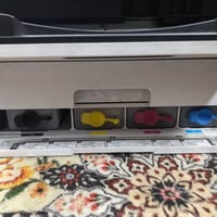 طابعة ابسون 5890 ملغية الشرائح للبيع سعرها 550 استخدام قليل وعدادها قل...