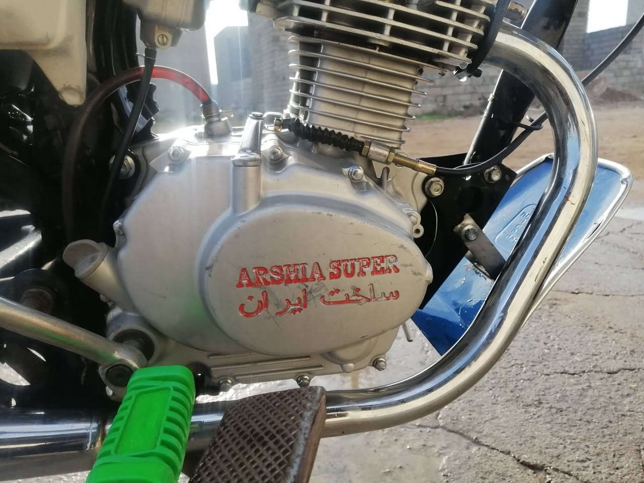 ماطور للبيع شرط نص هندر نضافه كدام لعين كهربائيات لايت هورن بك لايت السعر325بيه مجال  مكان ايسر حي لقاهره *********** بيه واتساب
