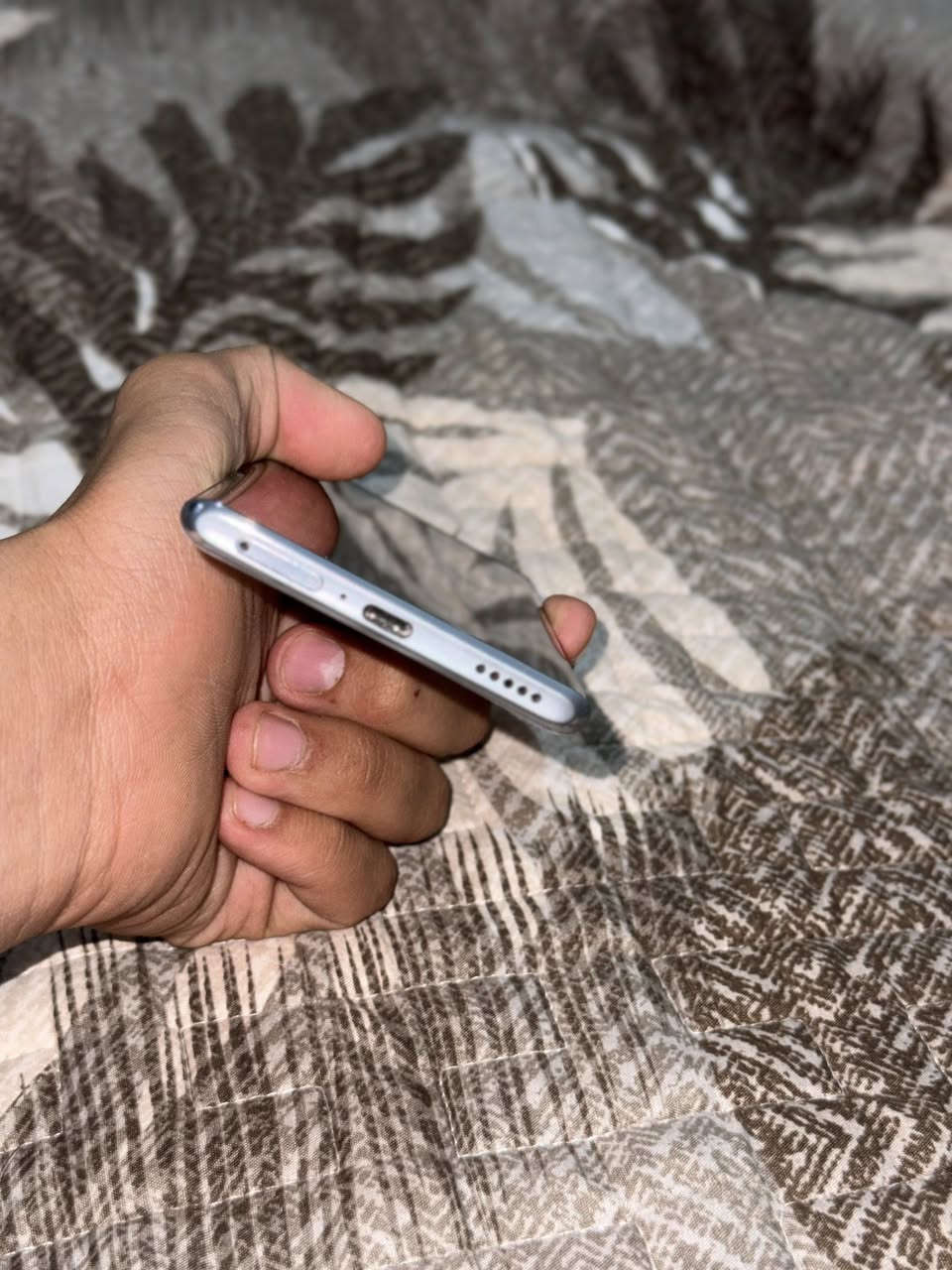 لبيع HONOR X9a
ذاكرة 256GB | رام 8GB

📱 جهاز نضيف وقوي وسلس بالاستخدام اليومي.

✅ مستبدل شاشة وكالة OLED حديثاً، وسعر الشاشة وحدها 85 ألف دينار
✅ الجهاز مكفول من كلشي وما بي أي مشكلة
✅ ذاكرة 256GB ورام 8GB
✅ أداء ممتاز وسلس بالتطبيقات والألعاب
✅ بطارية جيدة واستعمال مرتب

💰 السعر: 130 ألف دينار
🔹 بي مجال بسيط للطيبين


**إذا كنت صاحب هذا الإعلان وتريد حذفه لأي سبب، رجاءا أرسل رسالة إلى الدعم الفني**