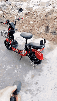 سعر ١٣٠ دراجة شحن موديل 2025
اربع بطاريات بصمه فول مواصفات تشغيل عن بعد بلوتث 

تثبيت سرعه 4 سرعات نشرات ليد لايت زنون دراجه لوك 

بشرط انطي *********** كركوك مرواس يرهم
