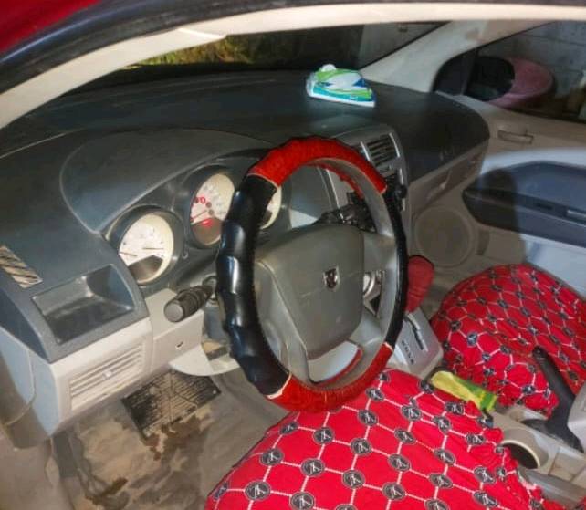 نوع السيارة دودج كاليبر  2007 رقم قادسيه اني المالك السياره سكن بابل