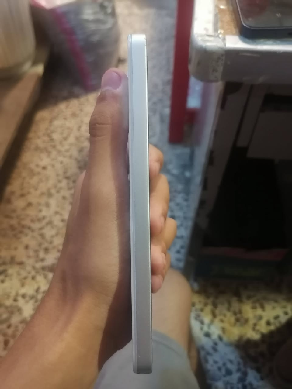 السلام عليكم
بوفا 7 الترا 5g

ذاكرة 256
رام 12+12
120 فريم كل الألعاب
جهاز نضافه حلوه حيل شاصي شي قليل جدآ متضرر
سعر 375 وبي مجال
***********
