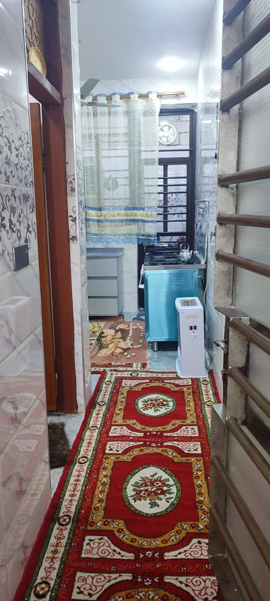 السلام عليكم 
مشتمل 50متر للبيع زراعي 
بغداد بياع شرطه الخامسه سويب للاستفسار ***********
