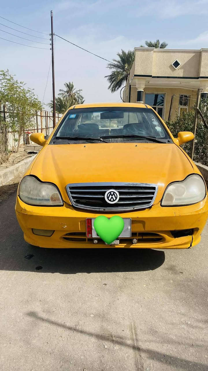 سلام عليكم جيلي سي كي 2013 سياره مصفره سنويه ال29 بيها خيط بخار بدون تنقيص فقط  سعره 27 وبيها مجال بصيط وترهم مراوس حسب قناعه ***********
