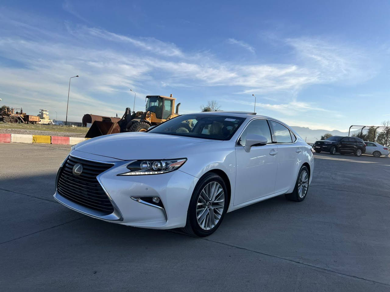 ليگزس ES350 
شةش بستؤن سةيارةكة نومنةية
 لةجواني بي سارد بي بؤياغ بي
 كرانةوة تةنانةت دةعاميش
 بةشةرت ناو زةرد كوشن جلدو
 ساردو گةرم سوكان هيتةر كوشن
 خةزن سةنةوي تا ٢٠٢٩ تازةية مالي دؤستة 

سعر لە کۆمێنت داوابکە ڕاستەخۆ بۆت دیت 📩 

گيرو مةكينةو مارةباي  بةشةرتي يةك مانگ هةموو گياني بةشةرت سةيارةكة هي مالي خؤمة بروخو بةبرخوي ئةدةم بةشةرت

ژمارەی خاوەنی 
***********
