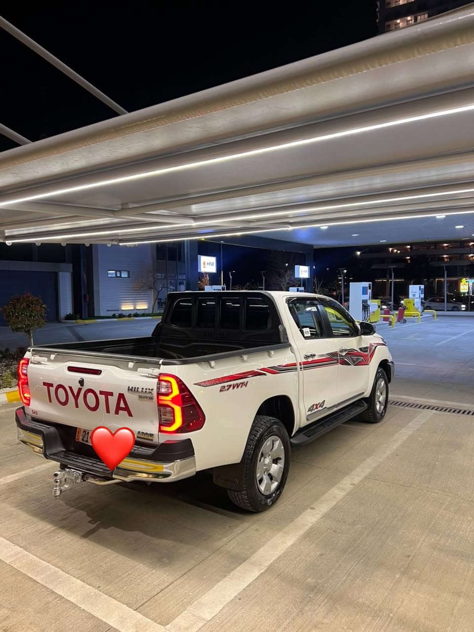 سعر جوه سوك السلام عليكم تويتا هايلوكس فور ويل مؤديل ٢٠٢٥ گير عادي شركة ساز العراق    رادار تبريد خلفي تبريد لمس   سياره فول مواسفات مكفول كفاله عامه كلشي مابي ما شية ٤٠ حقيقي مكان سليمانية رقم تلفون ***********
