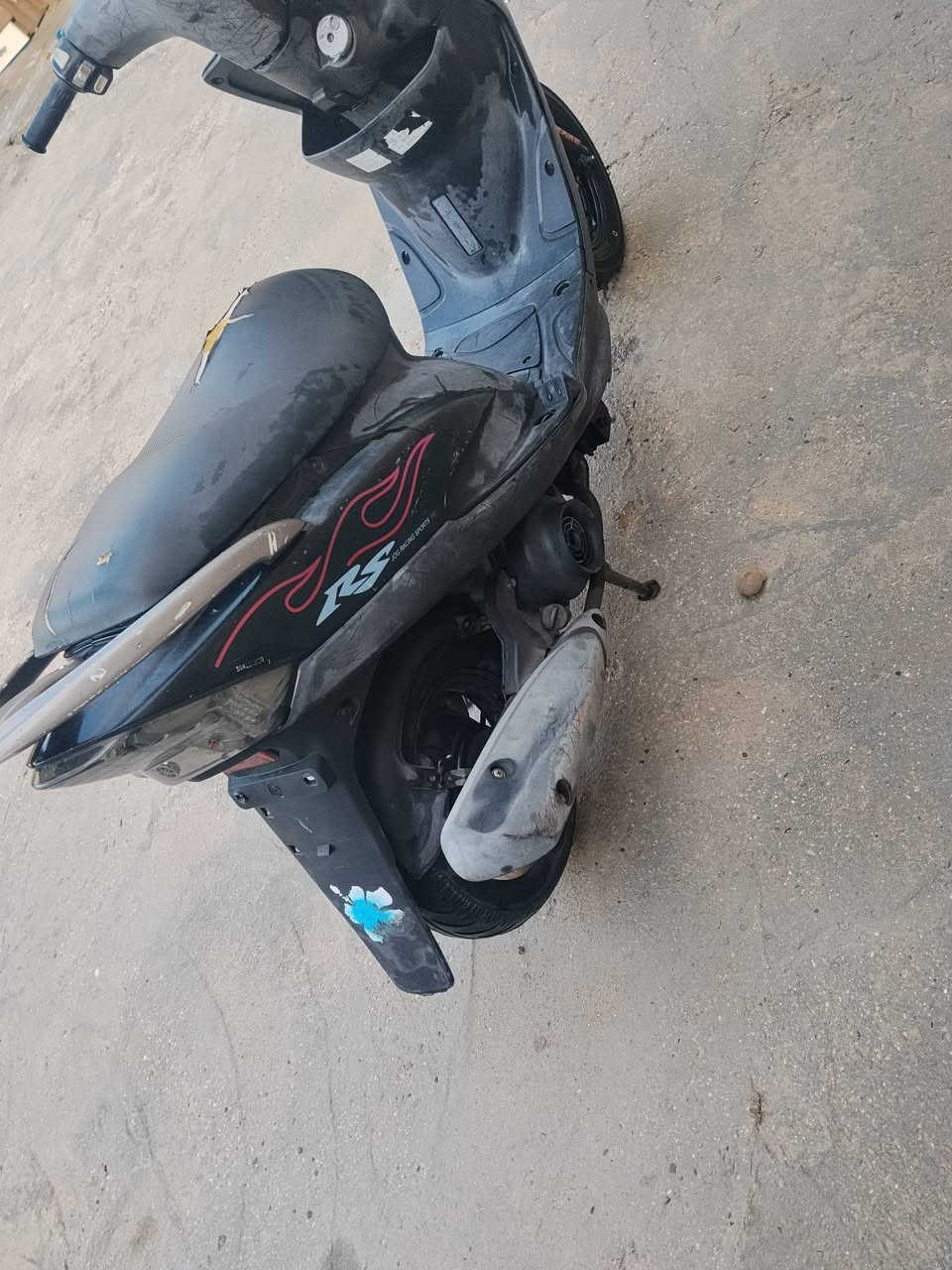 سلام عليكم دراجه ماكس عدله لبيع دراجه صارلهه شهر ونصف تقريبآ من طالعه من لحاويه موديل 2006
دراجه نضيفه كفراتها كله مختمه نقصها سلف فقط ! مكاني سماوه رميثه والسعر 900واي سؤال يتواصل مع هذه الرقم *********** متوفر واتساب
