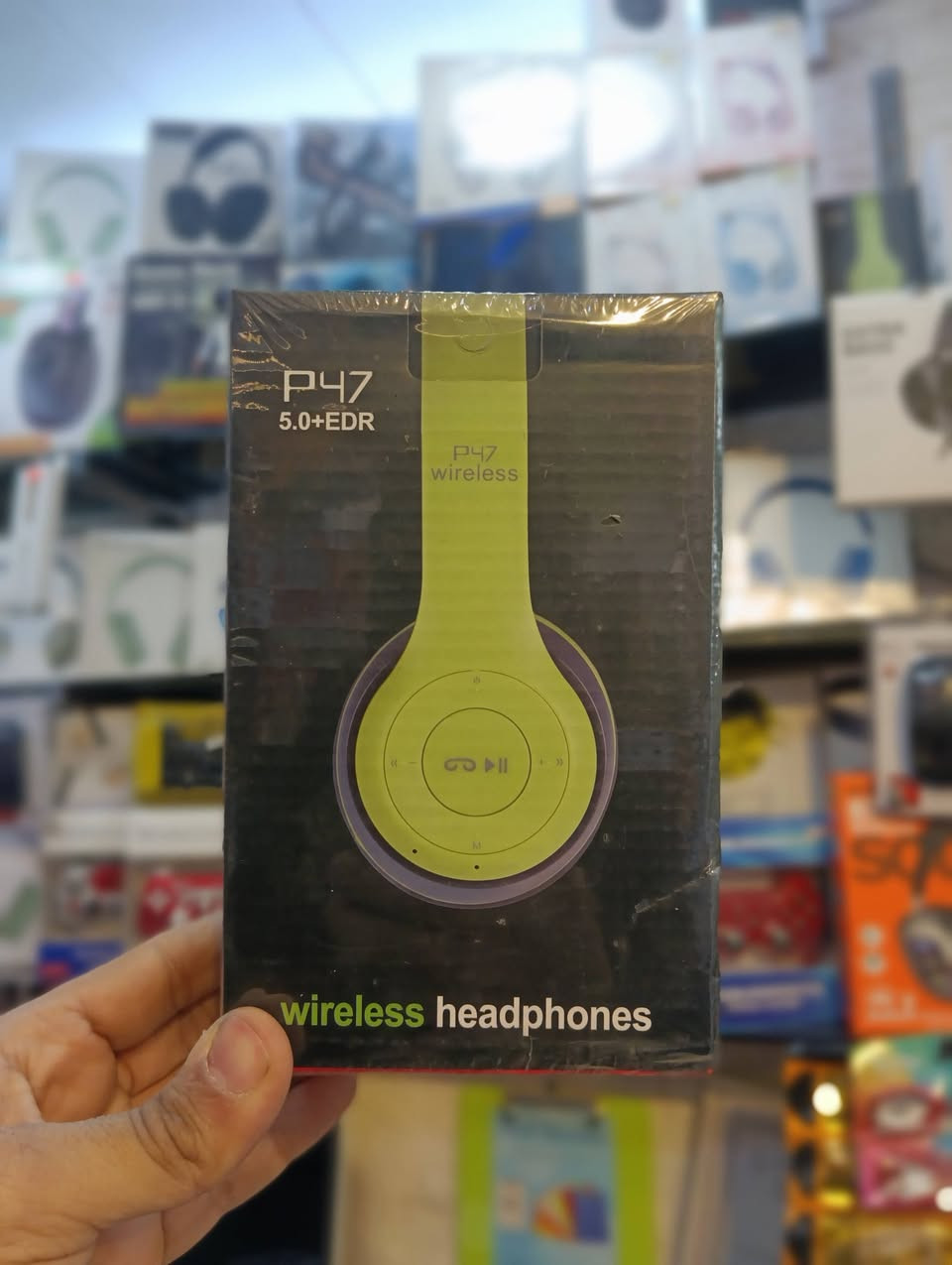 يتوفر لدى 
🔴 مكتب الامير 
🔴عرض خاص 
( سماعات P47 بسعر 4 الاف فقط🔥 )  
- بيع الهواتف 📞📞والاجهزة الالكترونية 
- اكسسوارات
- قرطاسية واستنساخ
- بغداد/الكاظمية/شارع الهبنة
- يوجد توصيل كاظمية 
- اوقات العمل من 🕖 9:00 صباحا الى 🕖 11:00 مساء
- للتواصل واتساب الرقم : ***********
