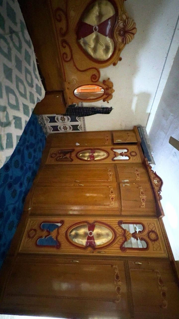 غرفة نوم مستخدمه شي غليل السعر 1100مكان خان ضاري ***********
