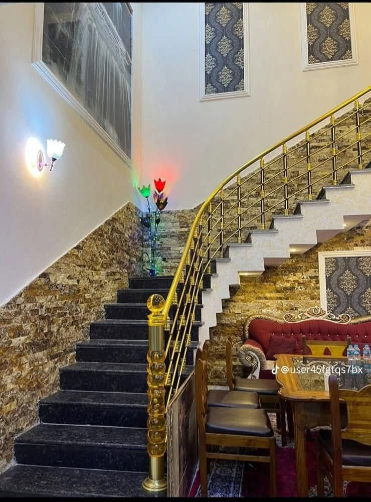 دار حديث للبيع  بلجنينه  الاندلس 400متر بناء حديث شارع 12 موقع مميز للاستفسار واتساب واتصال ***********
