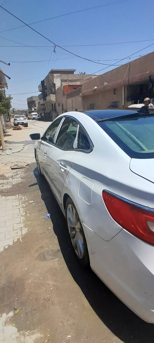 السلام عليكم  ازيرا 2015 فول مواصفات وارد امريكي داخل بيجي بيهه سونار مرفق مع الصور جاهزه من كلشي حداديه كير مكينه تبريد كله كفاله السياره باسمي سعر 110 وبيهه مجال مكاني بغداد المحموديه ***********
