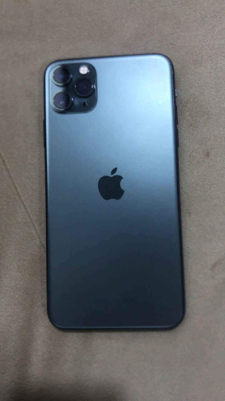 موصل / ايسر
لون الجهاز زيتوني 
بطاريه 96
التخزين 256
دبل سيم 
الجهاز مامفتوح شرط مابيه شخطه 
كلشي وكاله شرط كله اصلي 
وياه شاحن كامل 
رجاء الجاد يجي والشراي 
السعر 470 وبي مجال للشراي 
رقم الواتساب (***********)
