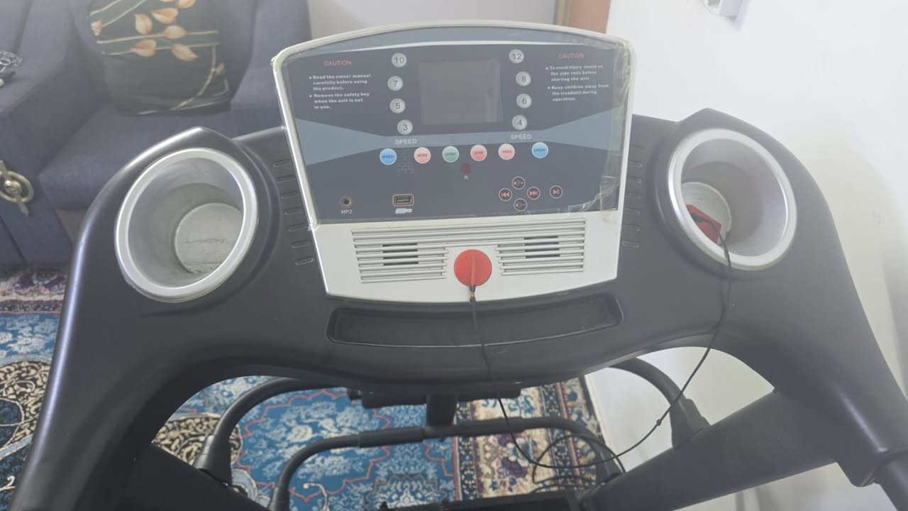 السلام عليكم
عندي هذا الجهاز شغال بس ميفتر يعد لل ٨ وبعدها يطلع E01 ابيعه على هالوضع العنوان بغداد وهذا رقمي بيه واتس اب ***********
