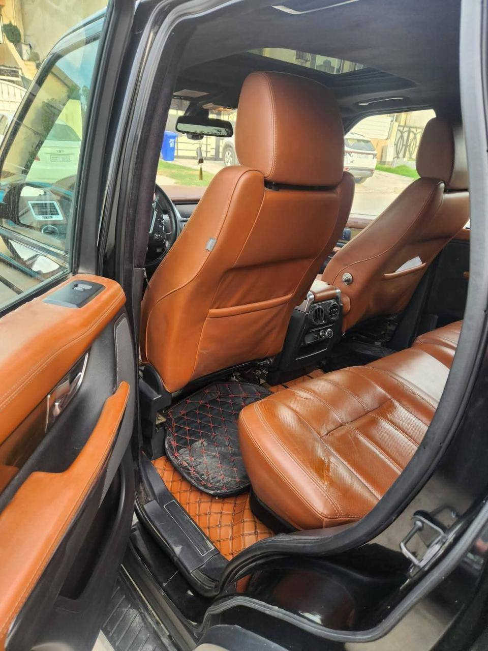 رنج روفر سبورت 2013
هزه جديده
رقم بغداد انگليزي
وارد امريكي 

بابين صبغ جهة السايق 

موديل 13 اصل محرك 8 سلندر عادي بدون سوبر

السعر نقد بدون مراواس 11 الف دولار ( 110 ورقه)

للتواصل واتساب 

***********
