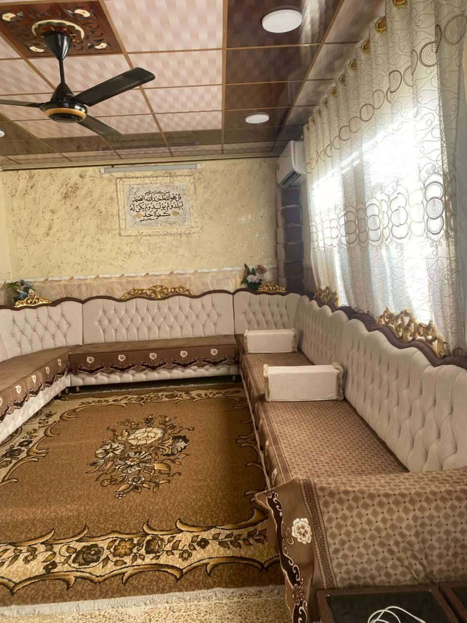 السلام عليكم دار للبيع الرشيدية قطاع السادس مساحه 200كاشي سيراميك الاستفسار***********

