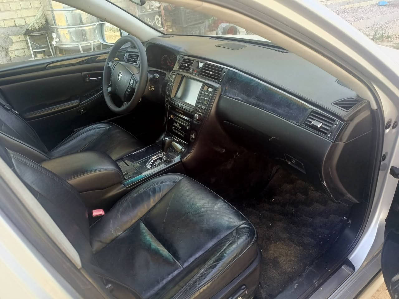 شاهينه 2005 ادوات حاويه
مكفولة كفاله عامه 

فول مواصفات

شاصي 82 

اثلث

سعر 93

مكان انبار

***********
