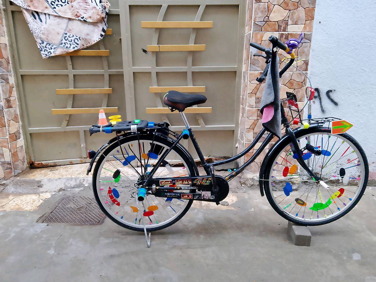 بايسكل بناتي حجم 27

ما مصلح ابد
مصبوغ اسود لونه الأصلي رصاصي
متروس غرااض🔥 مچمبز
يجي وياه
 هورنات سيدان صغار ثنين
باتري حجم وسط
ستاند على شكل ٨ بي ضرر بسيط
دبلات مزرفة وعاديه عدد 10
فسفورات تارسه التايرات 34 فسفورة مع سهوم فسفورية عدد 3
حامله لزاهي دينا
لوحة مونستر
ستاند حامل للموبايل
جمجمه مرايه
سيبايه أماميه
كاسحة جرار
كبوس تحذير حجم وسط
9 مساطر
سهم 1
تلبيسة كشن
كلاص حامل للمشروبات
يجي وياه طسة للجماليه
صينية قفل مع جاملغات
شناطات ملونه للزينه

صناعة 2014 مختم
ما هو موديل وأصل الدراجة؟: 
2014
هل هناك صيانة حديثة للدراجة؟: 
نعم
ما هو سعر البيع المطلوب؟: 
95الف وبي مجال
أين موقعك الحالي للتسليم؟: 
بغداد الكريعات
هل تقبل التفاوض على السعر؟: 
نعم