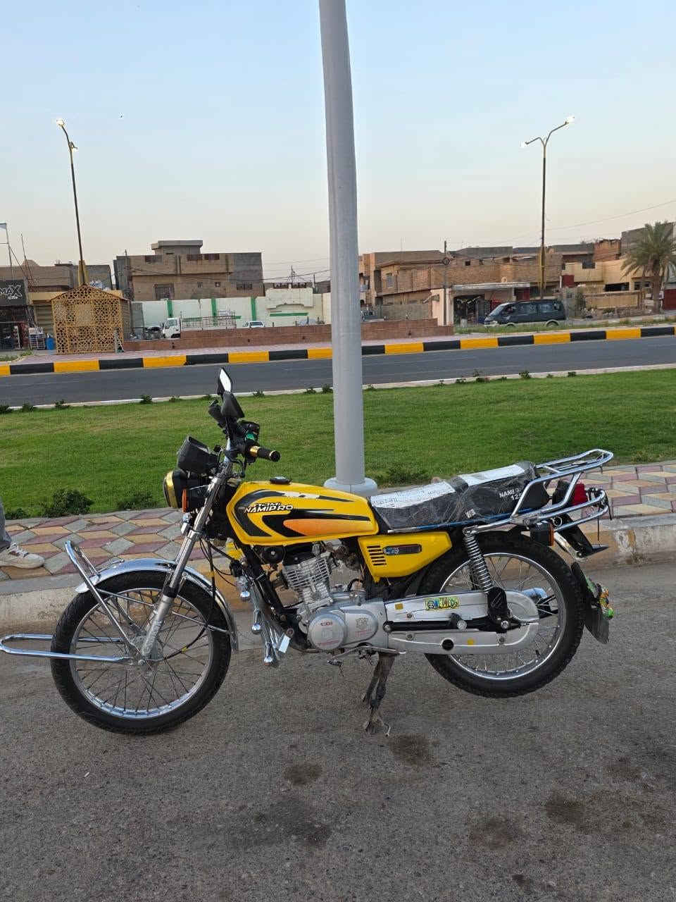 سلام عليكم دراجه للبيع درجه   تيكر ربع كير حلوه نظيفه كهربائيه شغاله كلها سعرها 650 وبيها مجال المشري اللي يتعبني فدوه ***********
