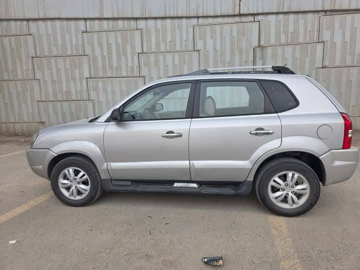 توسان موديل 2009 خليجي رقم بغداد انكليزي تحويل مباشر سياره جديده وجاهزه من كلشي بيه جاملغ امامي صبغ أثر شخط السيارة كفالة عامة من حادث وكفالة من ايه ضربة شاشة تاب كامرة السعر 92 مكان السياره حله المركز
***********
