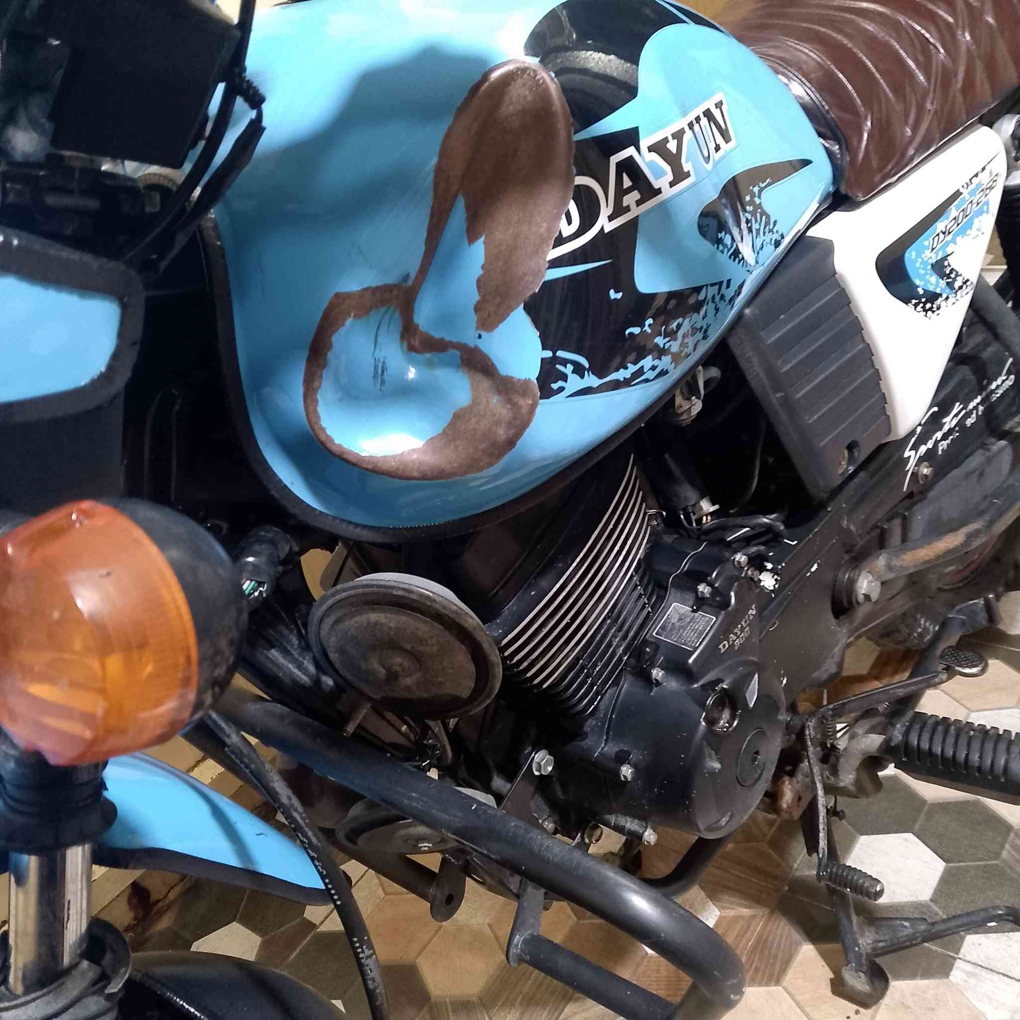 سلام عليكم دايوان مديل 23  مكينه 200ccرقم انكليزي بغداد تحويل شوكت ميعجبك اي نقص مابيه عليه صندوك فايبر كلس ثنين جعب مالته بلاديات يشتغلن ويه الصطابكسل عليه كامره تسجيل فور كي استاند جهاز زوج بلوجكتر بومه اصلي الدراجه خير من الله
السعر مليونين 500 رقم الهاتف ***********
متواجد فيس وتساب
