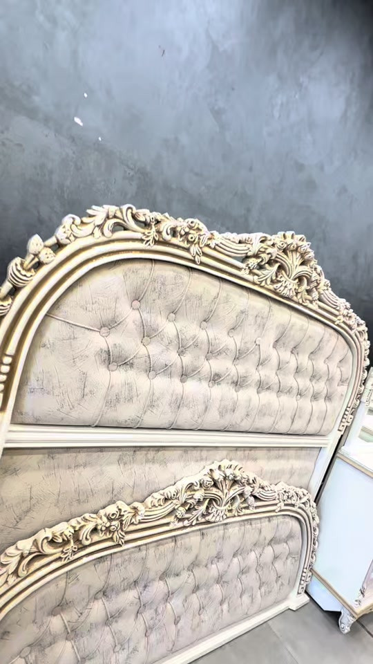 موديل الزهور السعر بدل ال٤ ملايين و٦٥٠ حاليا ٣٦٥٠ فقط شركة الأفراح للأثاث العراقي  البيع بالنقد وبالأقساط ‏ غرفة نوم- اطقم قنفات - مفروشات - اخشاب تصنيع الأثاث  ‏العنوان محافظة واسط قضاء العزيزية قرب كراج بغداد مقابل مقهى حوران ‏التوصيل والشد مجاني إلى جميع محافظات العراق ‏خدمة استبدال الغرف العراقية القديمة بغرفة جديدة مع الاتفاق على الفرق ‏ خدمات ما بعد البيع لمدة سنة مجانية  *********** *********** *********** ***********  *********** ***********

