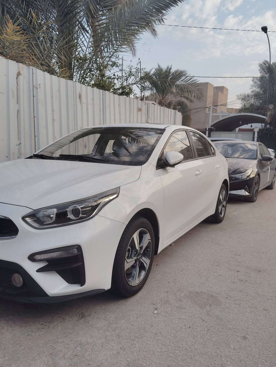 كيا سيراتو خليجي موديل 2019 رقم اربيل الماني وكاله او تحويل مضمون 100٪ السياره كفاله عامه وجديده بيها جوه الرقم الورى شخط بسيط اصبيعن مكحل كلها على وضع الشركه ما مفتوح كلشي بيها جديده گير محرك تبريد حداديه كله تمام وعلى الفحص المواصفات .....
محرك 1600 💢وفتحه 💢 حساس خلفي 💢 شاشة اعطال 💢
فووول عدا البصمه ) السعر المطلوب (( 155 $ )) بيها مجال للشراي للاستفسار الاتصال على الرقم *********** 
مكاني نجف دور الهنديه تراهم مراوس حسب القناعه
