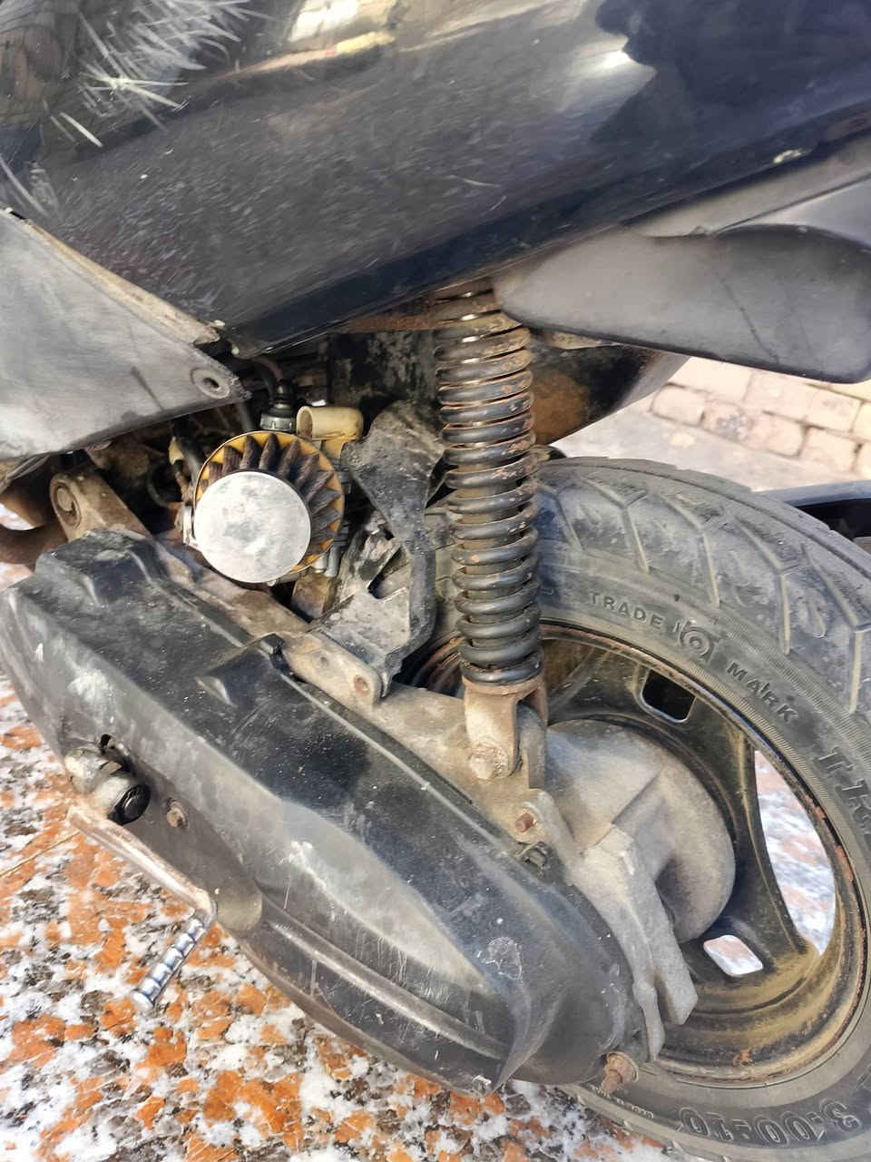 سلام عليكم ذبانة للبيع ساسوكي نضافة 70 من 100 كلشي شغال بيها بدون أوراق السعر 140 وبيه مجال للاتصال *********** العنوان العمارة قرب علوة المخظر القديمة
