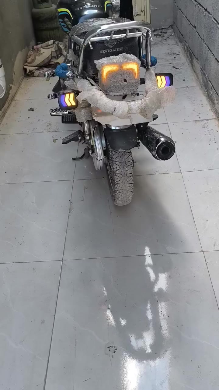 سلام عليكم تايكر موديل25دراجة حلوه وكامله مكمله من كلشي كهربائيّات دشبول كله شغال سعر 750وبيهه مجال  حك الجيه  لرقم *********** بي واتساب 
ملاحضه الموشراي لا تعبني  اعبر المنشور

/مكاني ديالى بقعوبه
