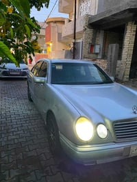 للبيع مارسيدس موديل 96مصبوغه عام كير مكينه 300فيفيتي مابيه نقص بس التب...