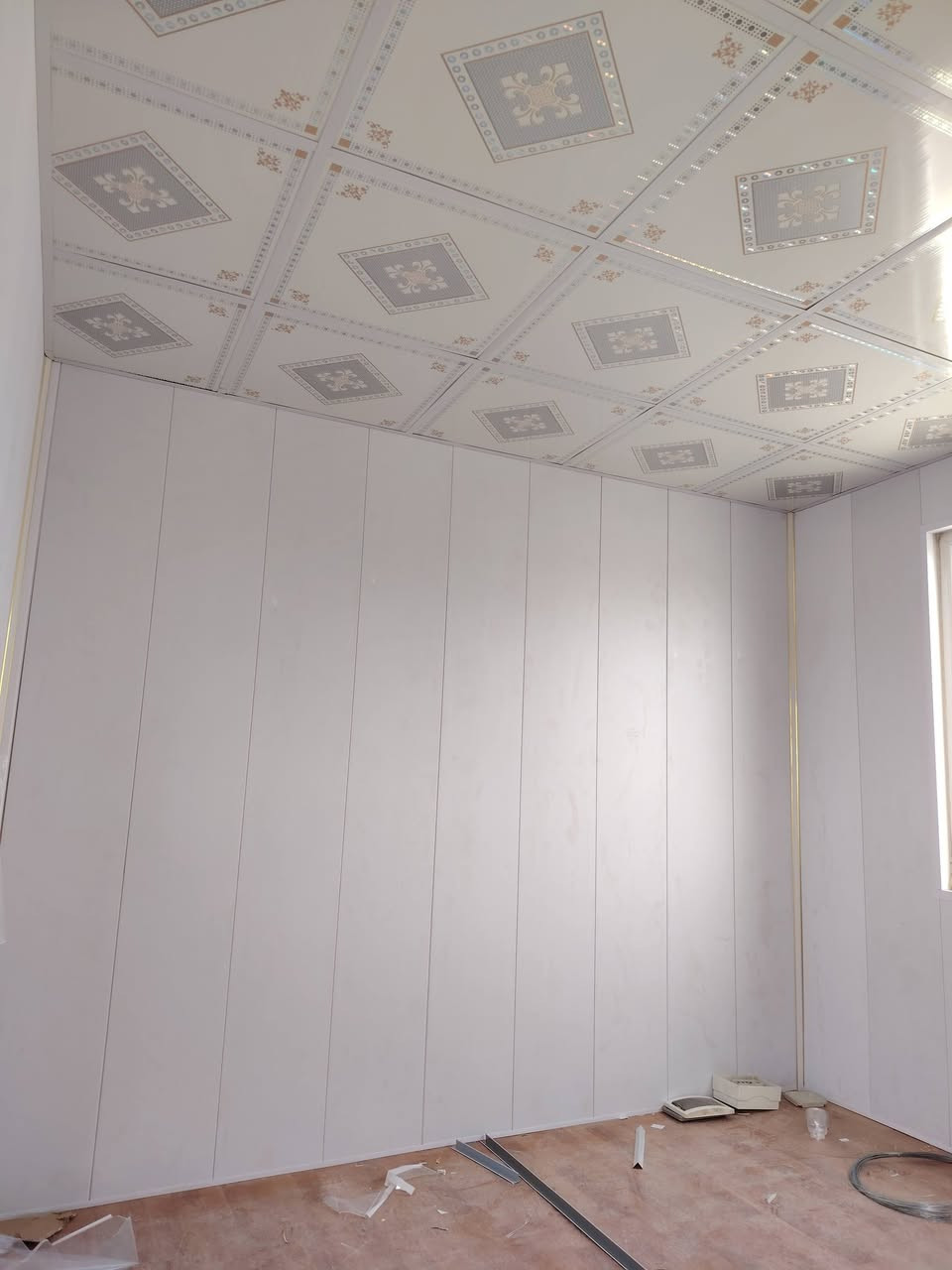 السلام عليكم شغل درجه اوله اتريد كرسته وعمل اتريد بس عمل... ناصريه المركز.***********
