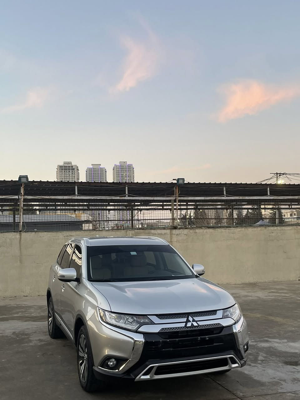 سلام عليكم
مسبوشي اوتلانده ر  ٢٠٢٣ خليجي فول واسافات بس سندوق سبخ بدون دوخل ايرباك  رقم كاتي سعر١٧٣
سليمانيه
***********
