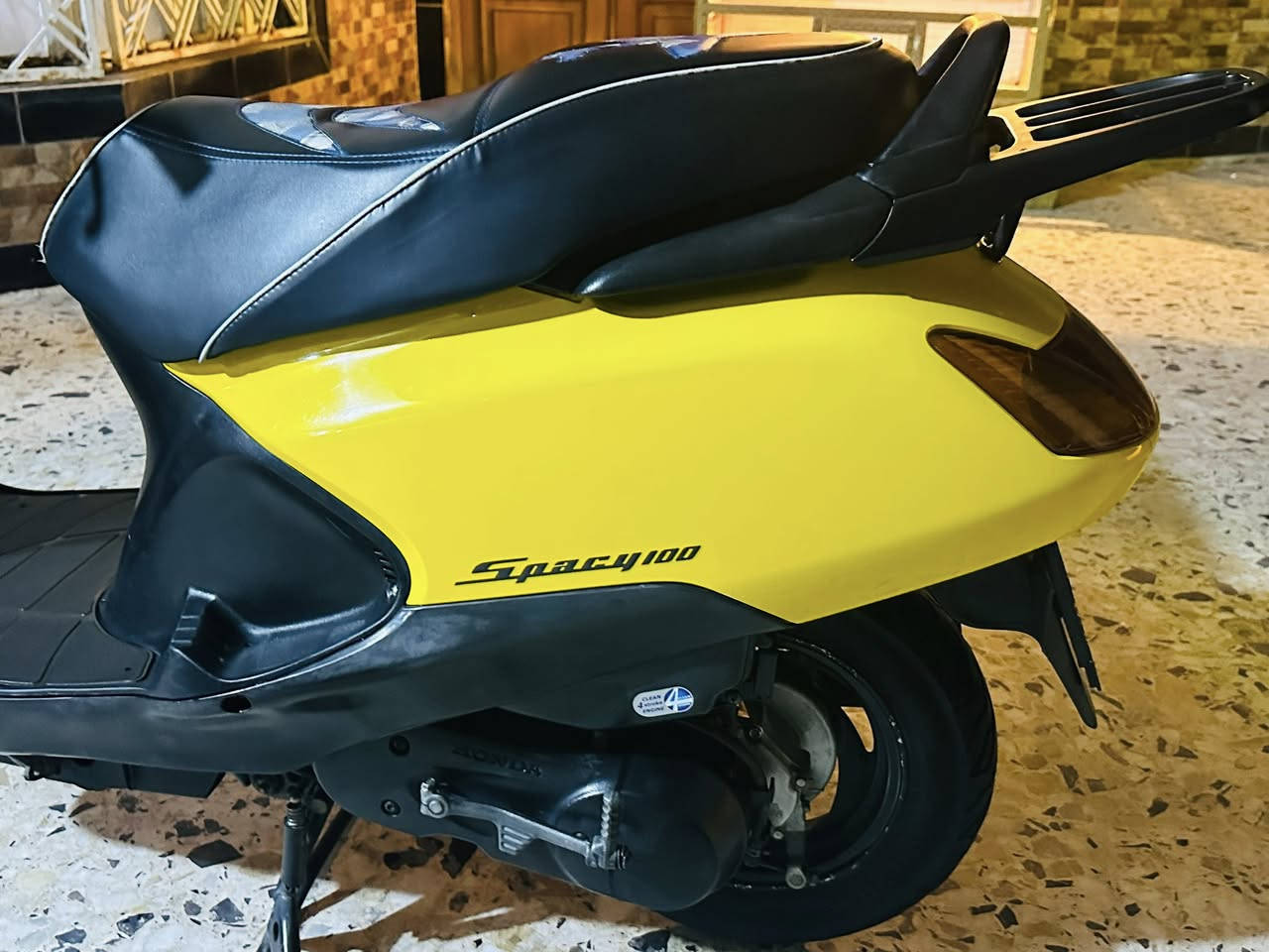 السلام عليكم دراجه سبيسي للبيع مكفوله كفاله عامه من اي شي دراجه نضيفه سعرها خاص ***********
