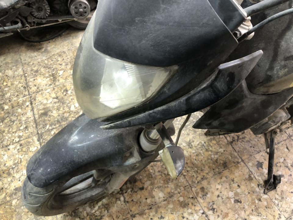 دراجه كير رقم بغداد سنويه ضايعه صاحبه موجود شغاله بيهى نقص زنجيل وستيرن مكسور سعر ٤٠٠ الف بيهى مجال استفسار اكثر اتصال ☎️ ***********
