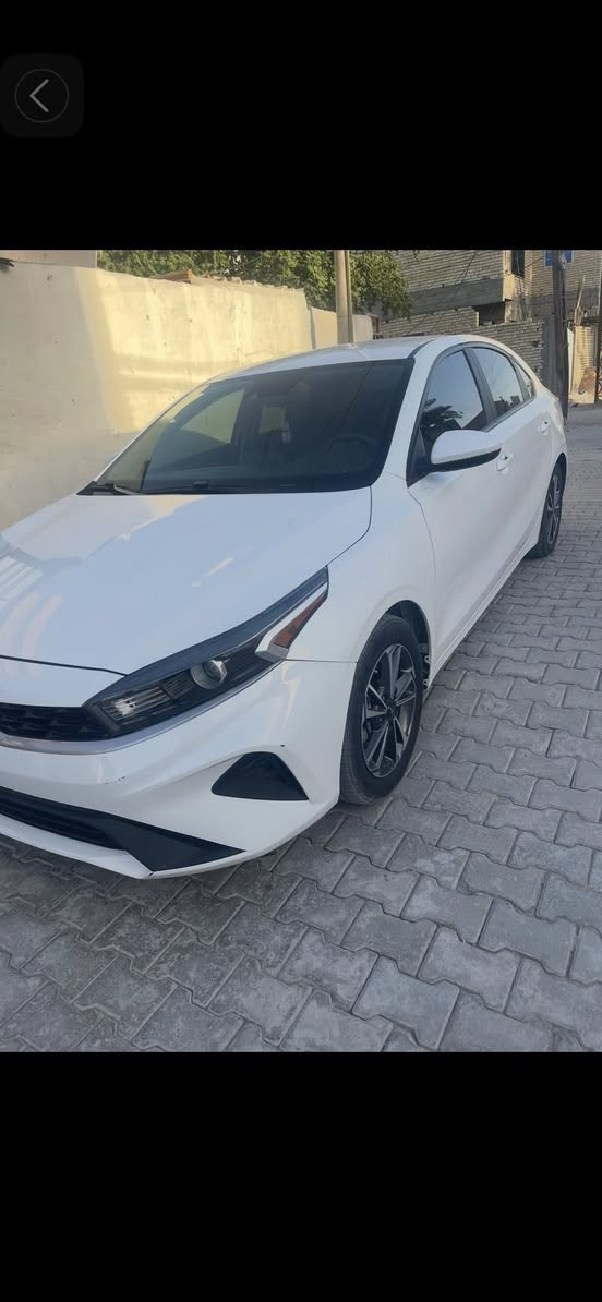 سلام عليكم
كيا فورتي موديل 2023نص فول 

وارد امريكي دخول جديد 

رقم منفيس تترقم جميع المحافظات 

صور الحادث مرفقة بالمنشورمكينة ٢٠٠٠

رادار تحديد مسار وتنبيه وتوقف

کامرة خلفية دوارة

درایف مود

شاشة وسائط واندرويد اوتو

تحكمات ستيرن وكروز***********
بغداد السعر129
