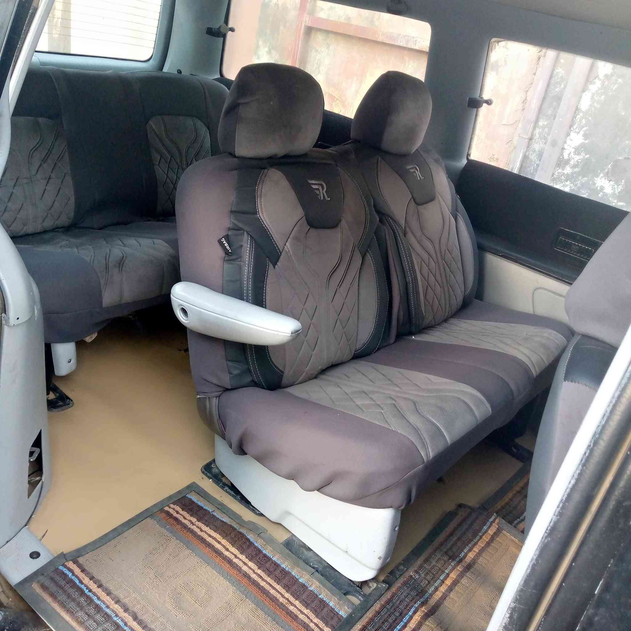 موديل 92 رقم بغداد كير ومكينه حاويه بلادي 3300 سياره جديده بمعنى الكلمه ادامه من الطول للطول غرفه ملكي دوشمه وكاعيه جلد والصفاح تور حداديه جديده تخم تاير خطه ويل اصلي كهربائيات جاهزه شاشه بلاتوث ترايك 200 السعر ب 45 مراوس حسب القناعه


**إذا كنت صاحب هذا الإعلان وتريد حذفه لأي سبب، رجاءا أرسل رسالة إلى الدعم الفني**