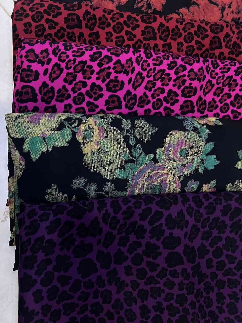 كشمير مايباخ الاصلي
متواجدون كل ايام الاسبوع من 3ونص عصرل 11 ليل

 ☎️ *********** واتساب
شارع تولةفروش مقابل معمل النسيج
✨♥️✨مجمع دلسوز البزاز✨♥️✨
