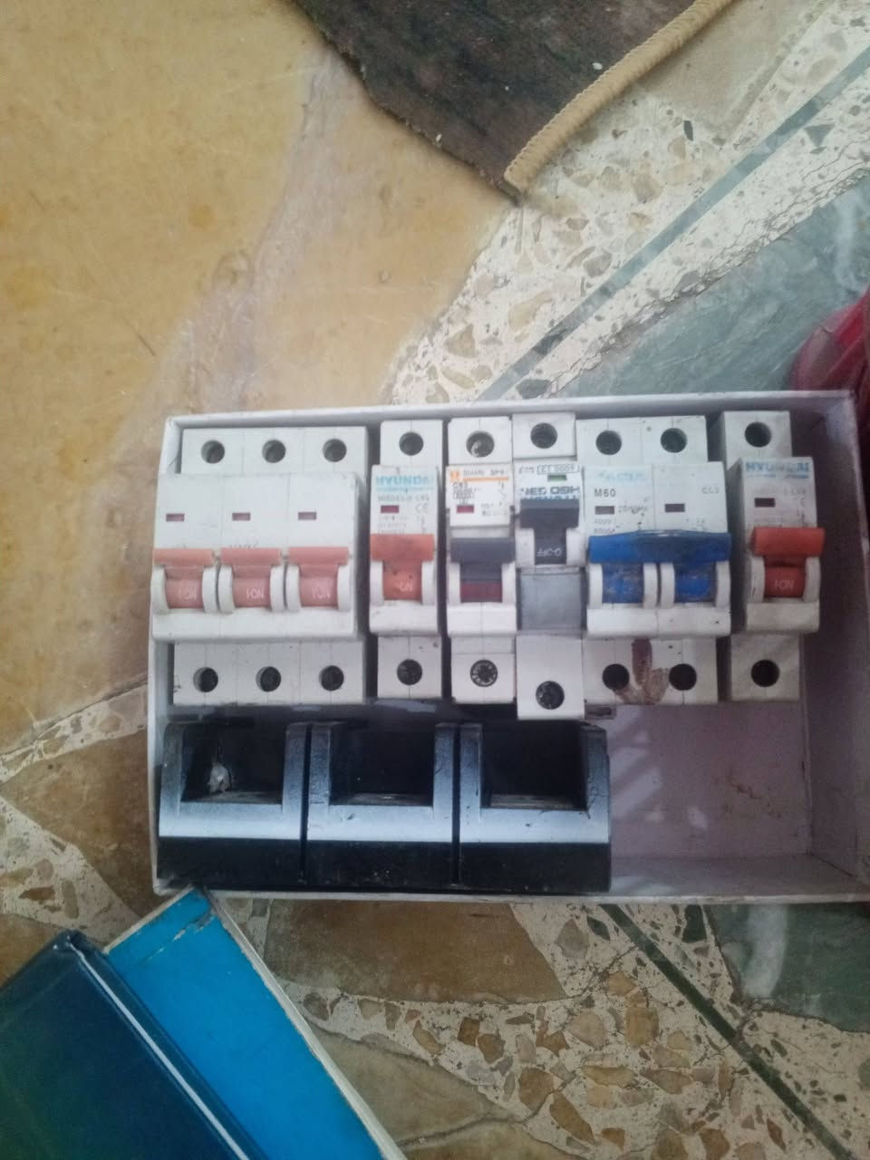 ماليزي كلهن شغالات الوحدة ب8


**إذا كنت صاحب هذا الإعلان وتريد حذفه لأي سبب، رجاءا أرسل رسالة إلى الدعم الفني**