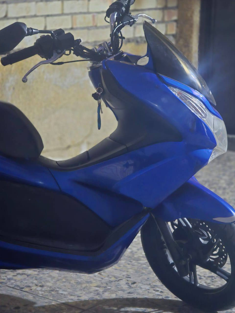 السلام عليكمPcx الجيل الوال ياباني شرط رمبه وكاله وكفاله عامه
المحرك 125cc.    مدينه الصدر         السعر خاص/***********
