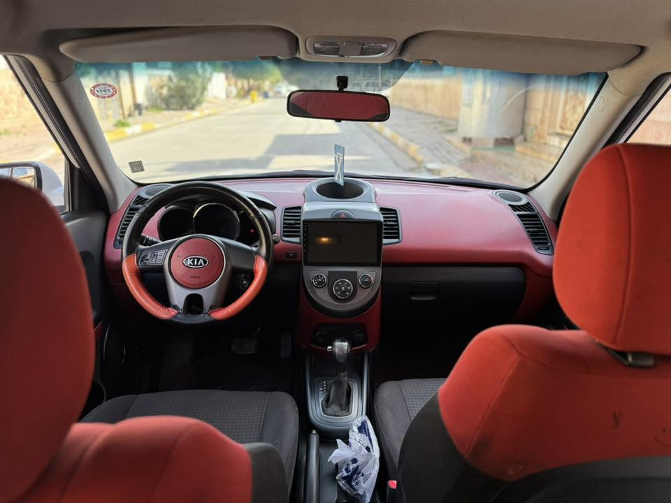 سلام علیکم 👋🏻 
سياره (کیا سول) مودیل (2012) خلیجی  (نص مواصفات )
سياره جاهزة و و كل العيب مابي ماشي (139000) km فقط 
سياره بدون ضرر بدون ضربه  سونر موجود فقط بيه شبر كارت 
سعر  سياره 116$ و بي مجال بسيط 
..ادمن🖤
 ***********
كوردي سڵاوی خواتان لێبێت 
ئەم سەیارەیە بۆ فرۆشتن یان گۆرینەوە  کیا سۆڵ مۆدێل 2012 خەلیجی سەیارەکە بێ کێشەیە هەموشتی بەشەرتە ماوەی رێکردنی(139000)km سەیارەکە هیچی پێوەنیە تەنها ئەو تۆزە کارتەی هەیە سۆنەرم داناوە سعری 116و مەجالێکی برایانە🖤
***********
