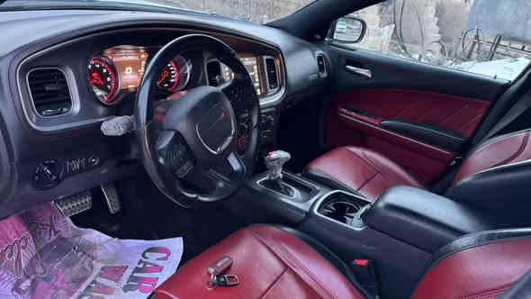 دودج جارجر GT Plus (2022)🤍🔥

🚗 وارد خليجي وكالة هارلم
🔢 رقم بغداد جديد
📏 ماشي 40,000 مايل
❤️ داخلية لون أحمر
📄 سنوية جديدة لغاية 2028
✨ السيارة جديدة بمعنى الكلمة
⭐ فول فول فول مواصفات

السعر: 32,700$ وبيه مجال بسيط
مكان تواجد السيارة: بغداد – المنصور
رقم صاحب السيارة: ***********

الصفحة مكلف بالنشر
