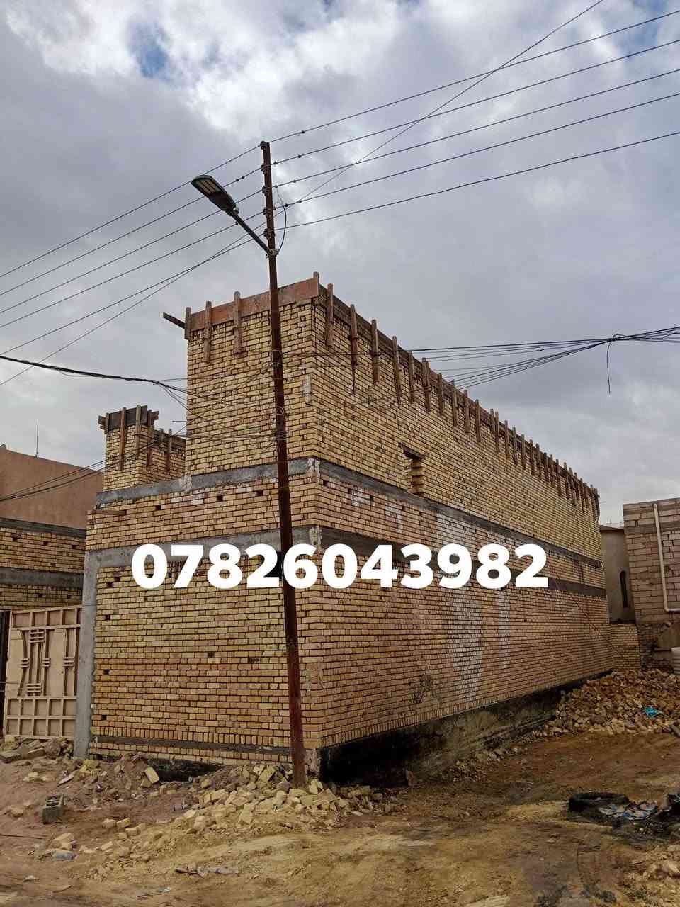 تم بفضل الله تعالى وبركاته صب رباط نص مساحته 150 في الجنينه والتوفيق للجميع ان شاء  الله اخوكم احمد النجار لجميع اعمال النجاره والتسليح والصب عمل او كرسته وعمل ***********
