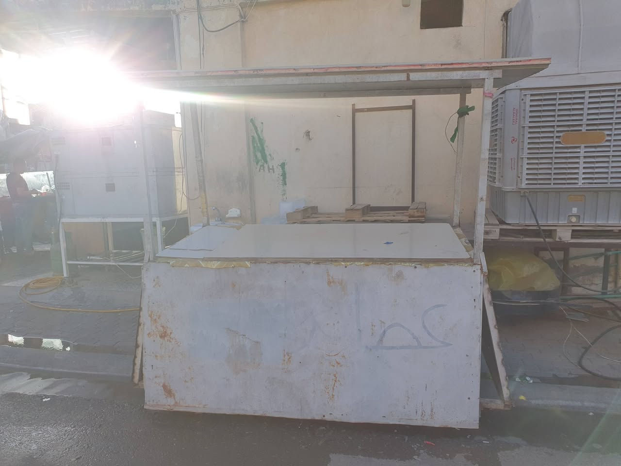 عربانه مال لبلبي وصير مال عصاير للبيع
***********
