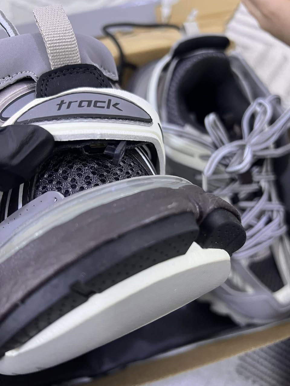 قياس ٤١ خلي سعر


**إذا كنت صاحب هذا الإعلان وتريد حذفه لأي سبب، رجاءا أرسل رسالة إلى الدعم الفني**