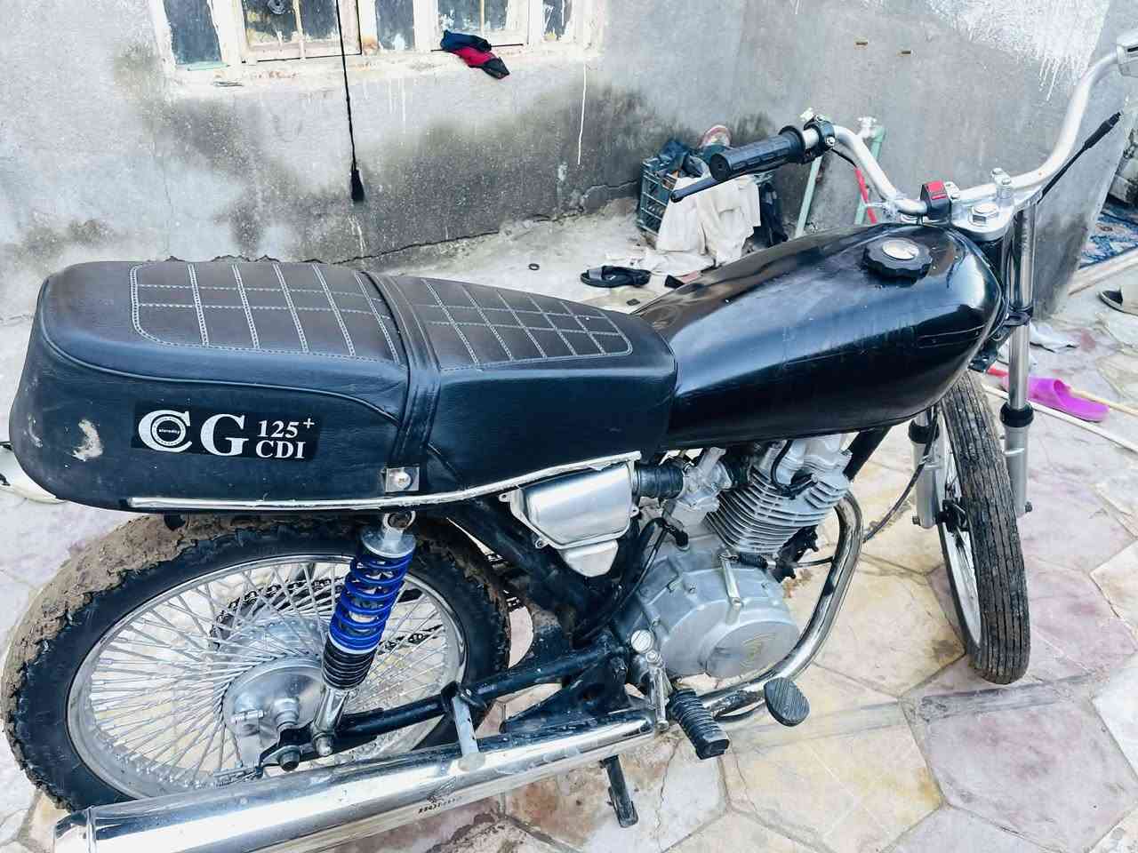 السلام عليكم
4گير للبيع
محرك ارشا
أوراق سكنر
مديل 2022
الدراجه حلوه كل نقص مابيها شعلتها فول 
السعر 350 اذا دكلي اله ربع ما ابيع مكان نجف عباسيه


**إذا كنت صاحب هذا الإعلان وتريد حذفه لأي سبب، رجاءا أرسل رسالة إلى الدعم الفني**