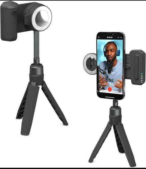سلام عليكم شباب هاي القطعه طلعتلي بكارتونه امزون الله شاهد جديد وفتحتها بس مره وحده للطلاع عليها المعلومات اسفل واصليه وتاكيد باركود الموجود بصوره

📸 Snap Grip Creator Kit – عدة صناع المحتوى
💯 جودة عالية – جديد داخل علبته

🔹 Grip احترافي يساعدك تثبت الموبايل وتصور براحة مثل الكاميرات الاحترافية.
🔹 Stand قوي للتثبيت على الطاولة أو الأرض.
🔹 Light LED يطيك إضاءة ممتازة للفيديوهات والتصوير الليلي.
🔹 مناسب للبث المباشر، التصوير الخارجي، الفلوقات، التيك توك، الإنستغرام… إلخ.
🔹 خفيف، عملي، ويشتغل ويه أغلب أنواع الموبايلات.

⚡ أفضل خيار لكل صانع محتوى يريد جودة وتصوير ثابت بدون اهتزاز.

السعر: قيمها وخذها
التوصيل متوفر فقط بغداد 

للشراء أو الاستفسار راسلني مباشرًا : واتساب فقط ***********

