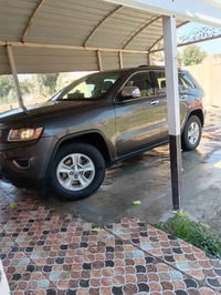 للبيع جيب موديل 15 سياره حادثها خمس قطع مكفوله من كير ومحرك واكسل  سيا...