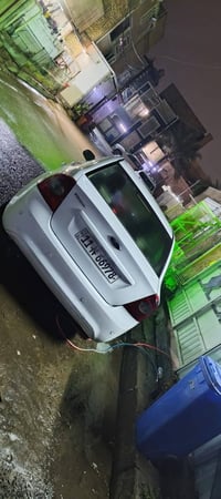 فورت فوكس ٢٠١٠ بدون حادث للبيع العنوان بغداد البياع رقم الهاتف ٠٧٧٤٦١٣...