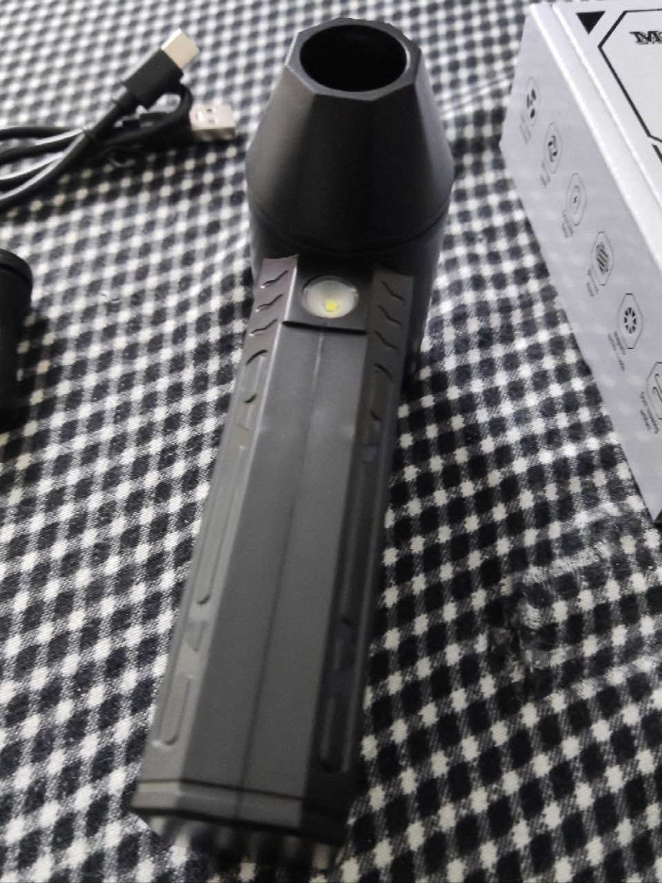 بلور امزون كلش قويه الدفع والسعر ع اول تم 15 الف توصيل مجاني

ملحقاته كامله وجديده والدفع كلش قويه وشرط الفحص تاخذه 

لايت وشحن تايب سي إذا مو قويه ترجعه وبالعافيه ع ياخذه 
وملحقاته كامله وجديده

عندي اكثر من قطعه


**إذا كنت صاحب هذا الإعلان وتريد حذفه لأي سبب، رجاءا أرسل رسالة إلى الدعم الفني**